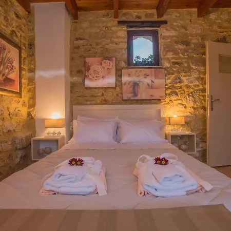 Villa Kamelia-Renovated Old House-South Crete Galia Exterior photo