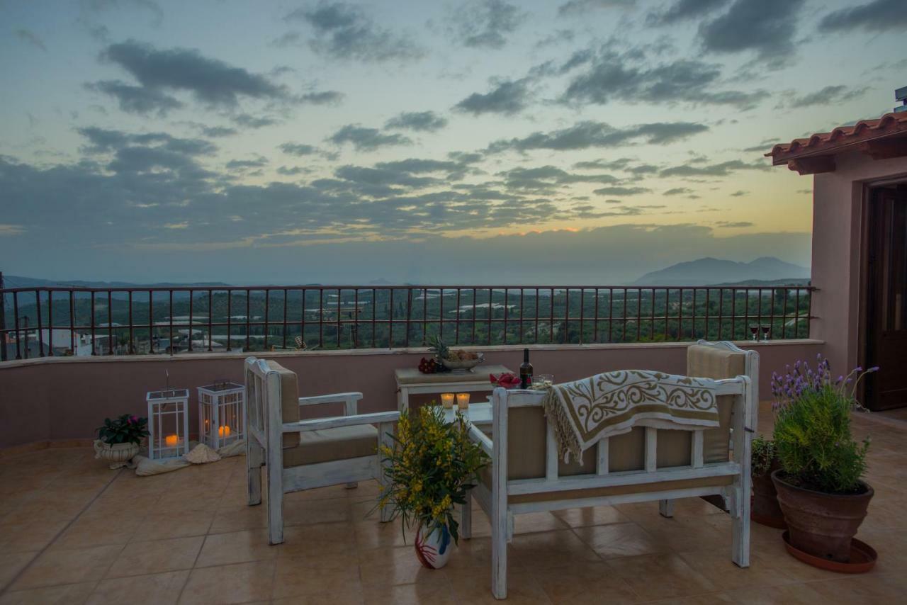 Villa Kamelia-renovated Old House-south Crete Galia