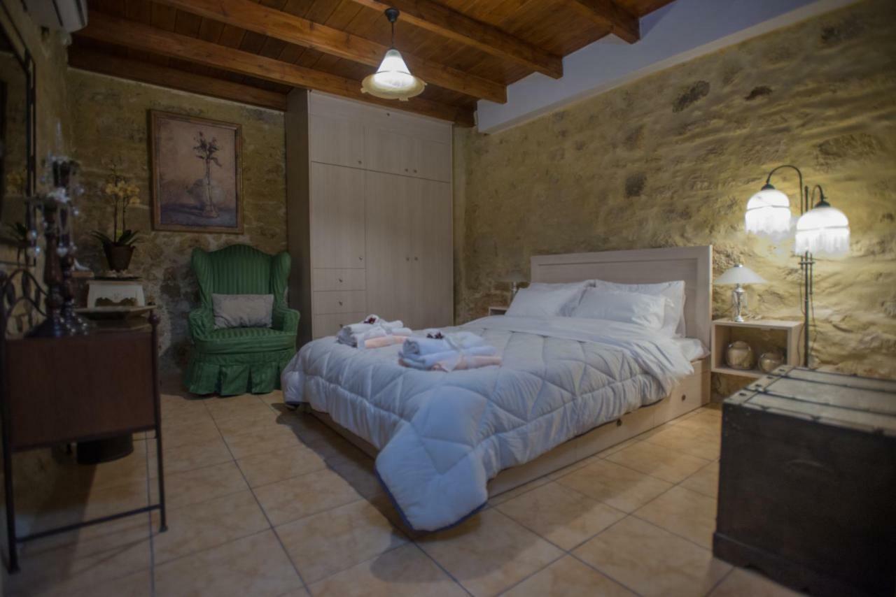 Villa Kamelia-renovated Old House-south Crete Galia