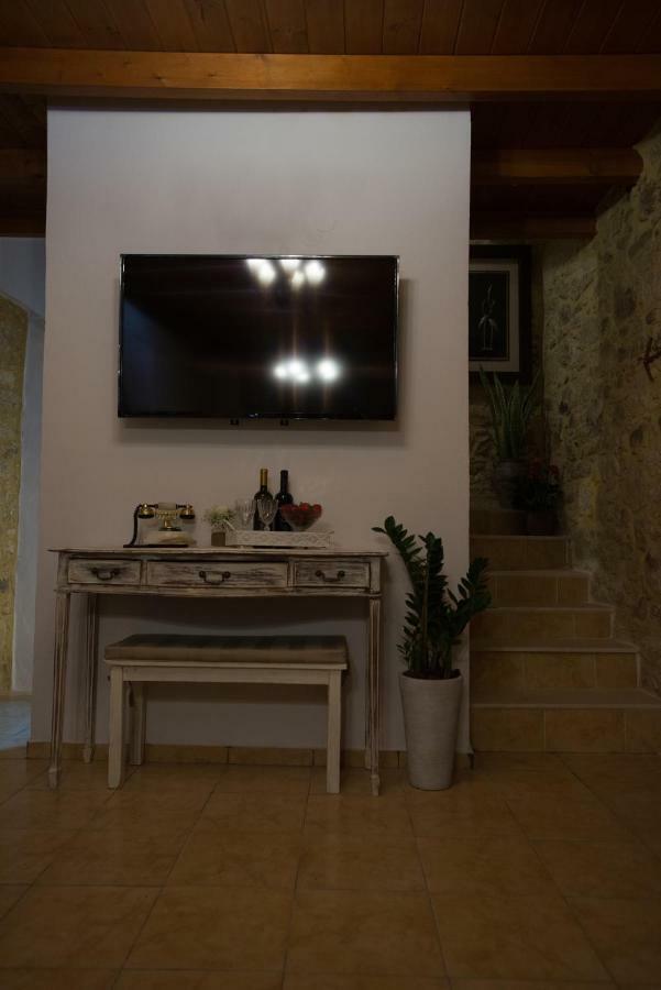 Kamelia-renovated Old House-south Crete Villa