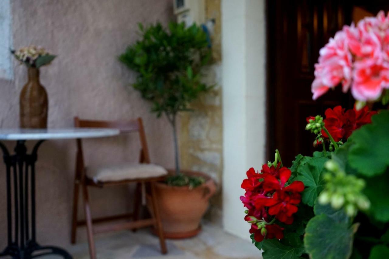 Villa Kamelia-renovated Old House-south Crete Galia
